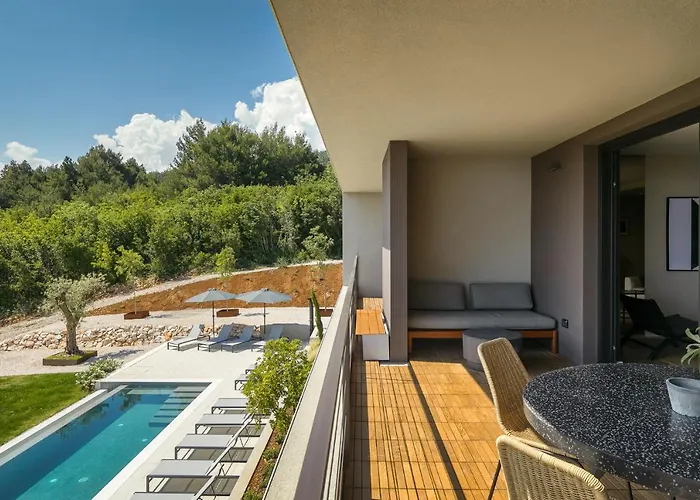 Oltremare Premium Suite Apartment W/Pool In Rabac