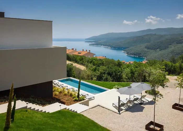 Oltremare Premium Suite Apartment W/Pool In Rabac